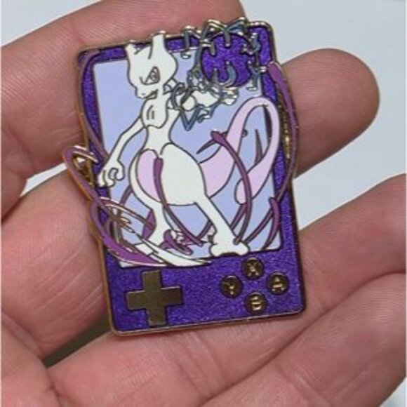 Mewtwo Game Boy Enamel Pin – Psychic-Type Power in Retro Purple Style - Picture 3 of 5